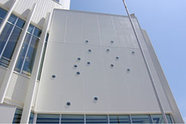 Exterior glass wall blocks