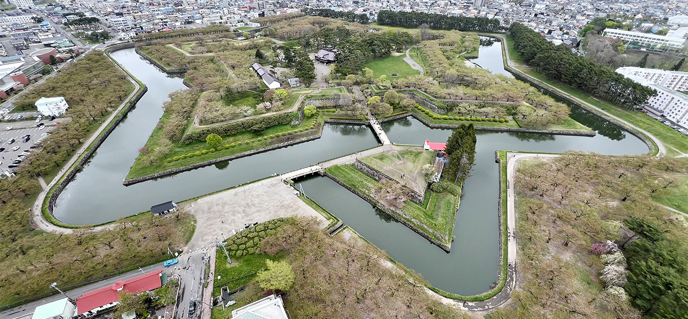 展望台から見た、特別史跡「五稜郭」