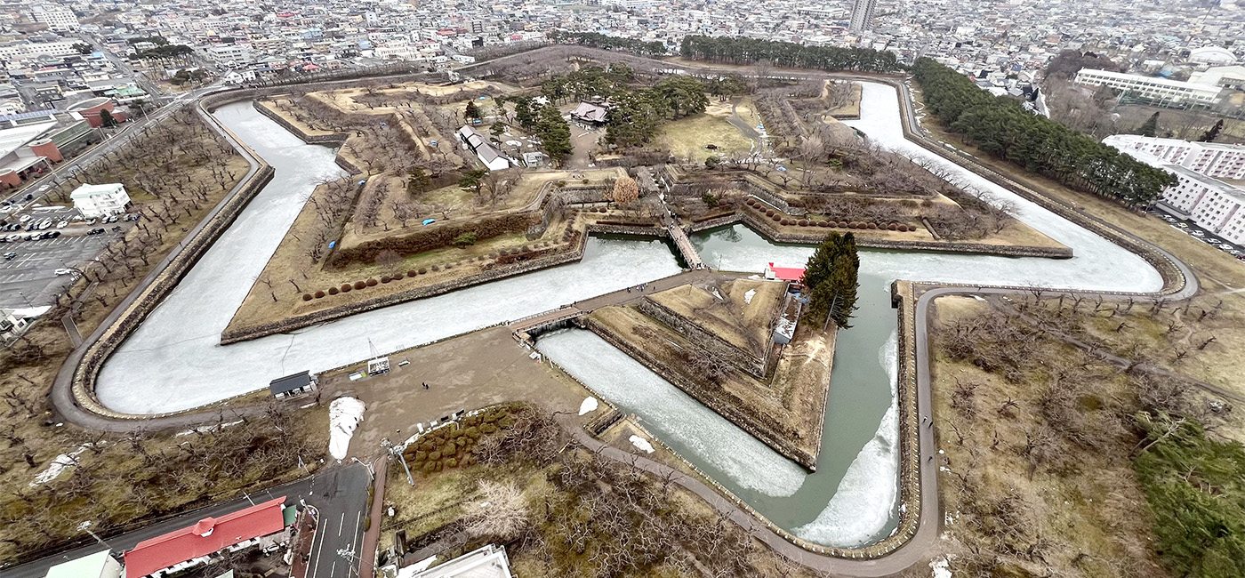 展望台から見た、特別史跡「五稜郭」