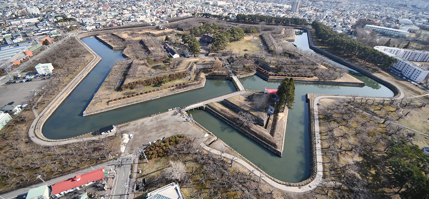 展望台から見た、特別史跡「五稜郭」