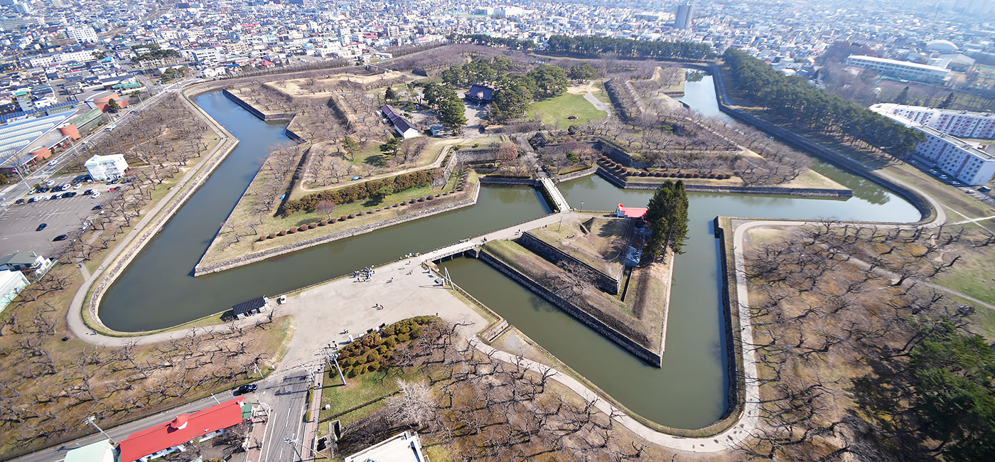 展望台から見た、特別史跡「五稜郭」