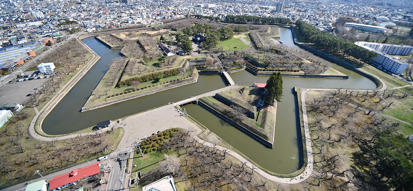 展望台から見た、特別史跡「五稜郭」
