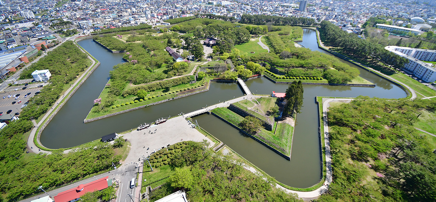 展望台から見た、特別史跡「五稜郭」